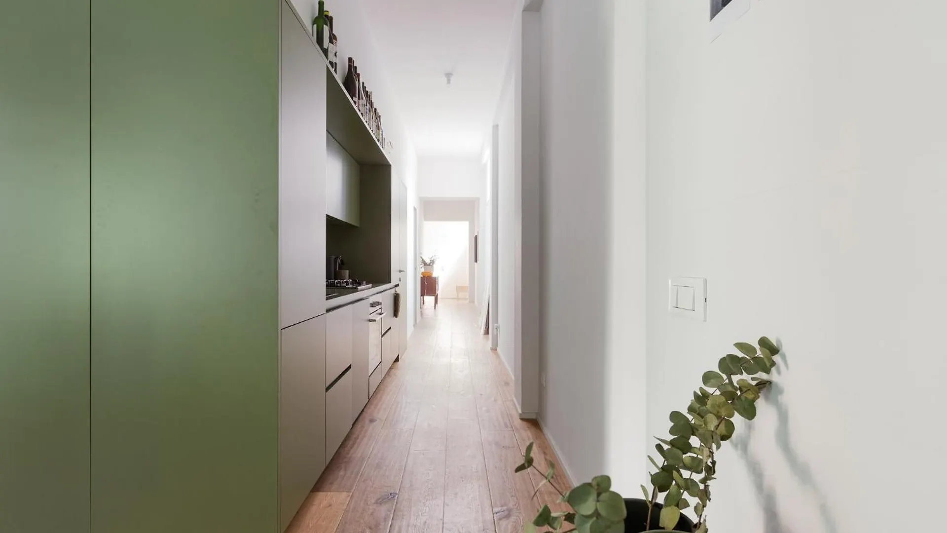 Abbiategrasso M2 Green Apartment With Balconies Milan